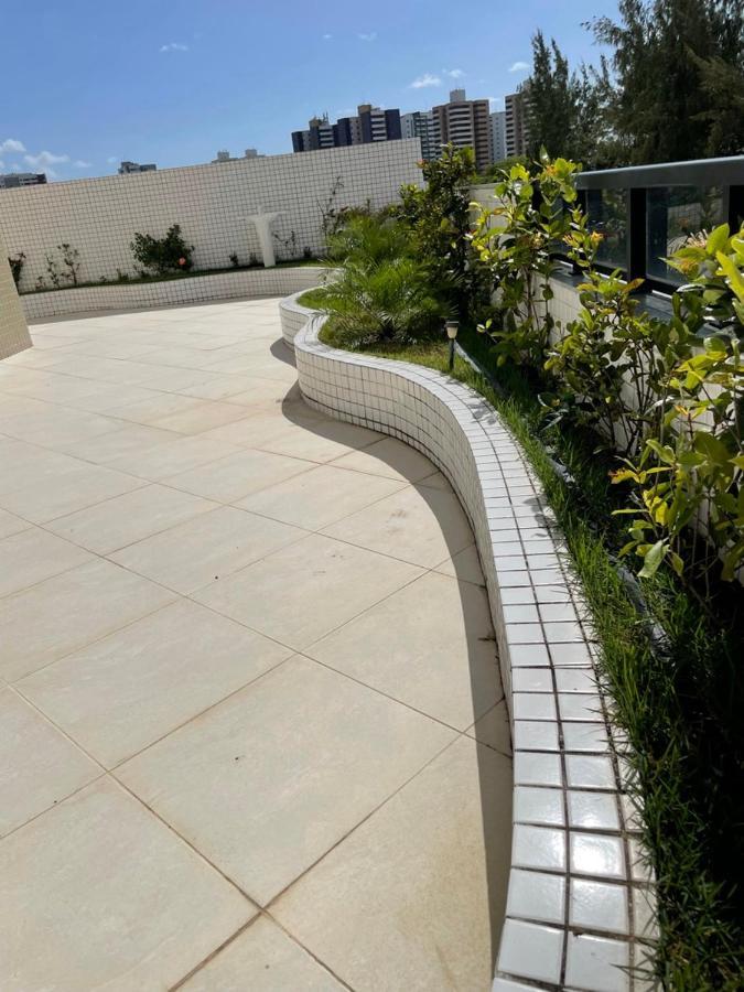 Ap Dos Sonhos!!! Otima Localizacao. Varanda Com Chuveiro Privativo. Apartment Aracaju Ngoại thất bức ảnh