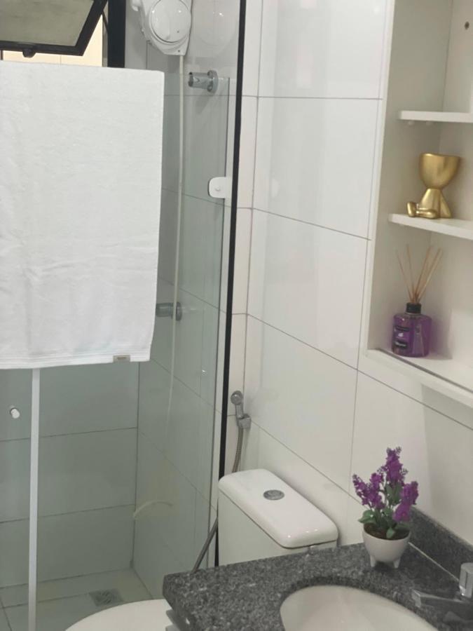 Ap Dos Sonhos!!! Otima Localizacao. Varanda Com Chuveiro Privativo. Apartment Aracaju Ngoại thất bức ảnh